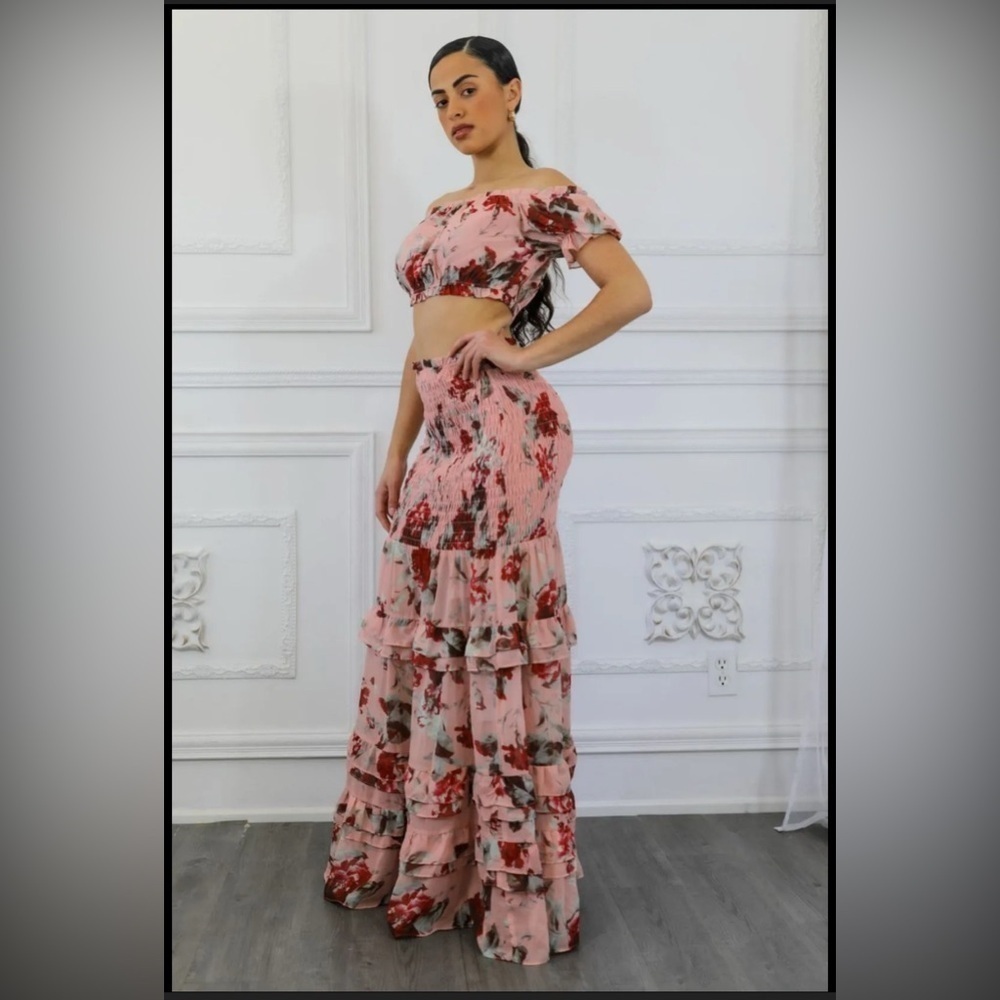 8. $89 Floral Scrunch Skirt Set - Picture 2 of 4